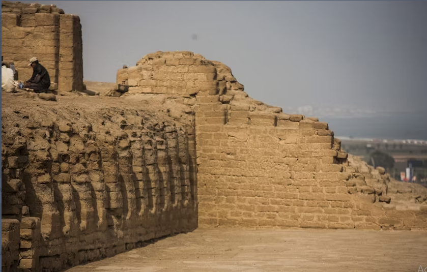 Pachacamac Private Guided Tour - Image 4